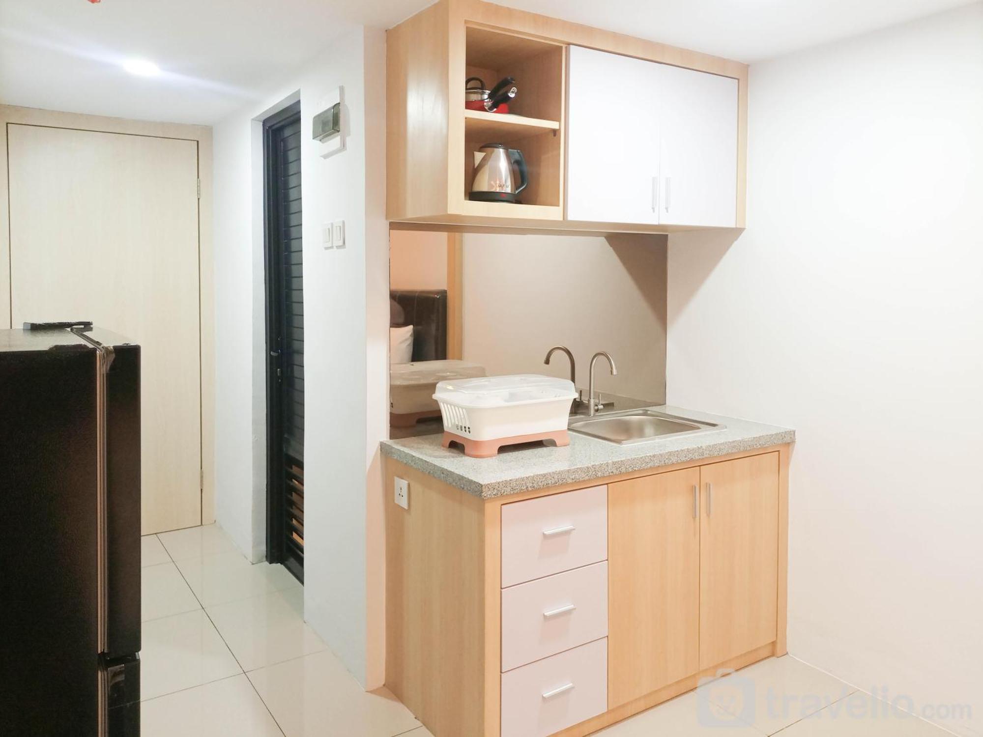 Comfy And At 27th Floor De Prima By Travelio Apartemen Medan